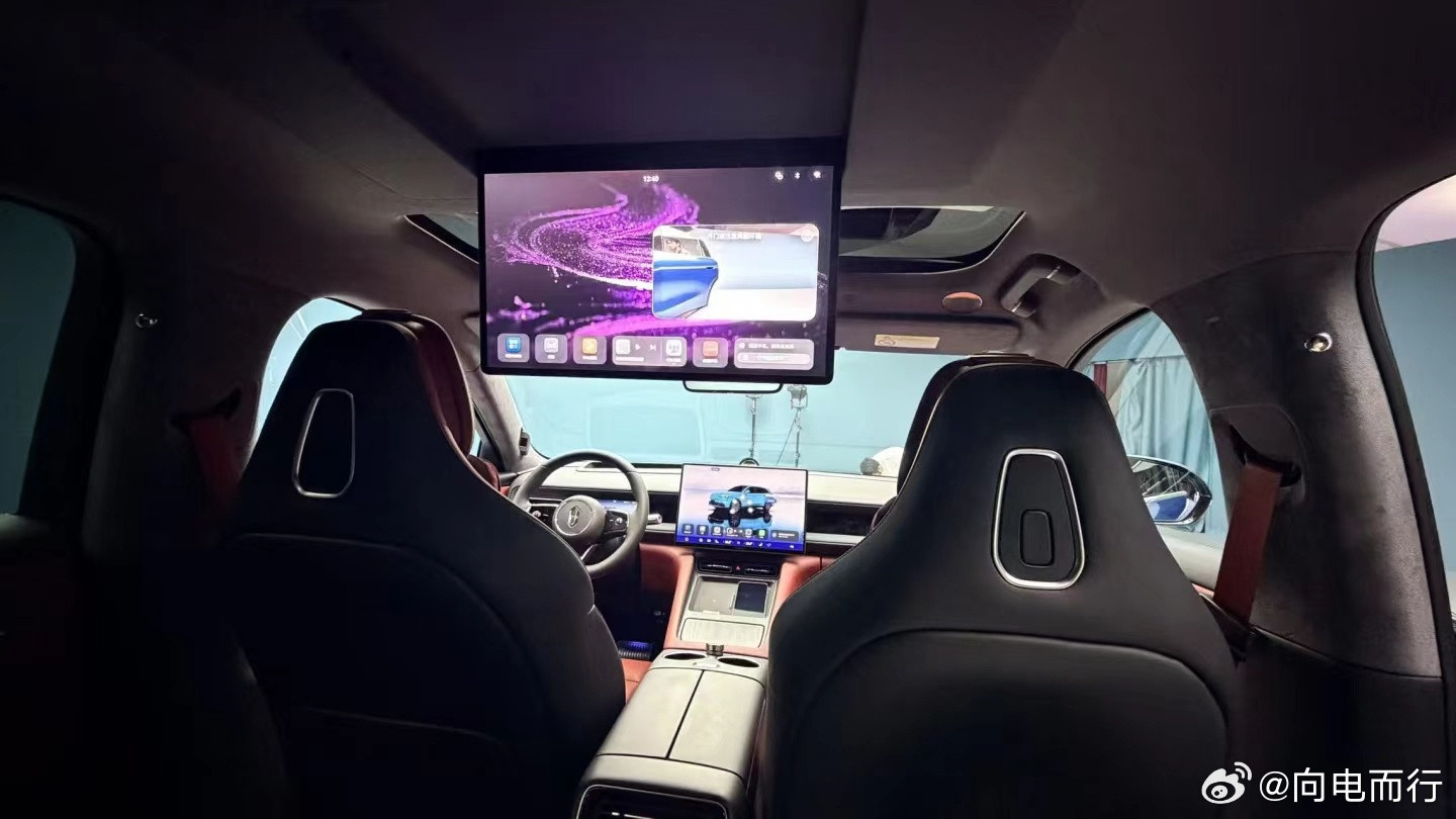 等等！洛可可白再就业问界m6鸿蒙智行