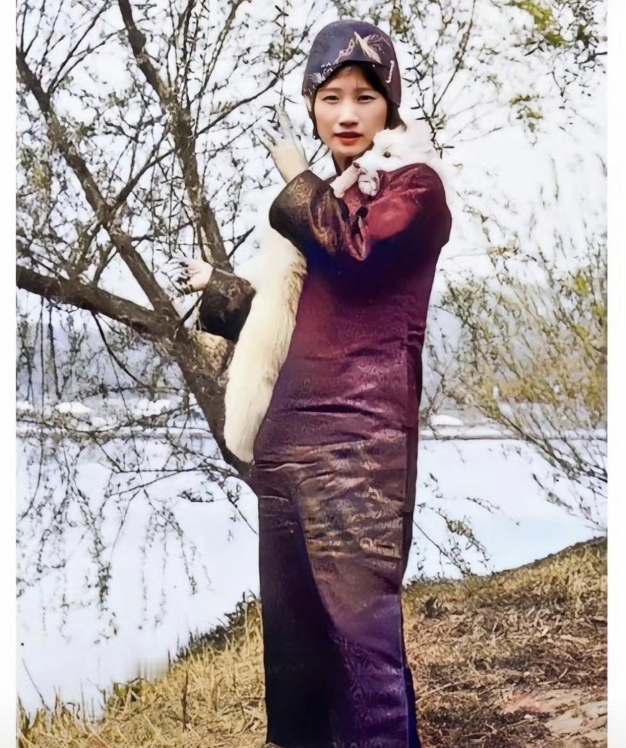 能信步？这是真实的陆小曼，和影视作品，文学作品描绘的出入好大啊！甚至不能比的上任