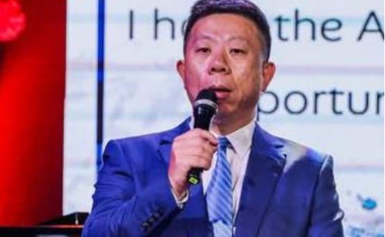 菲律宾彻底慌了，紧急改口求自保！当地时间10月15日，菲律宾海岸警卫队两度发声
