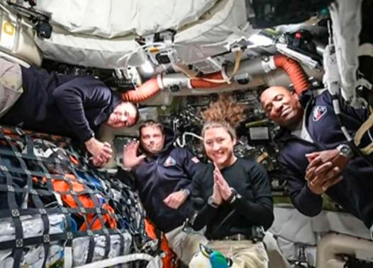 美国航空航天局“阿耳忒弥斯2号”载人绕月飞行任务的猎户座太空船，周四（4月2日）