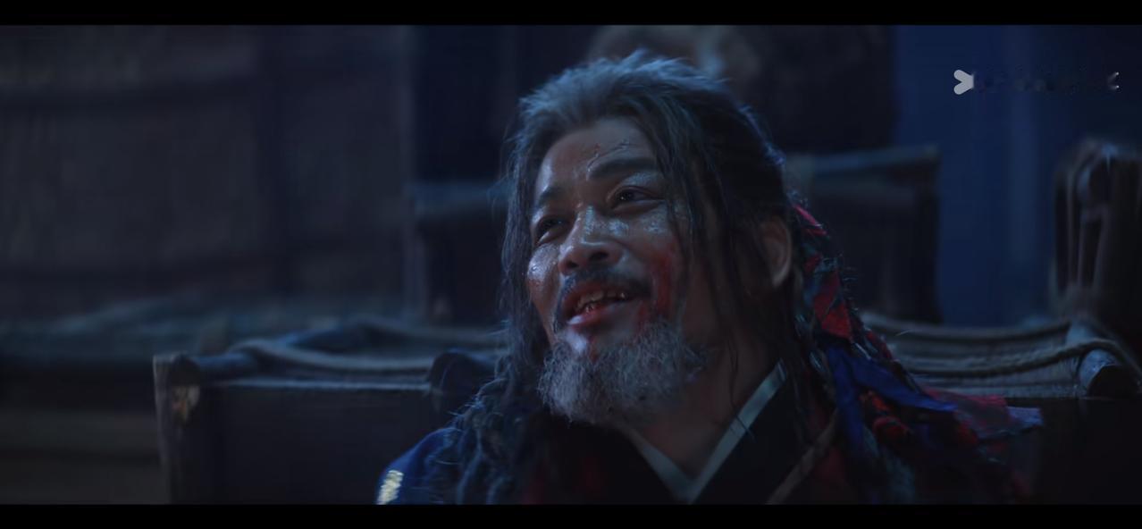 《长安二十四计》送葬师和谢淮安，谢子言，饭馆老板娘之间的微妙关系人人动容。谢