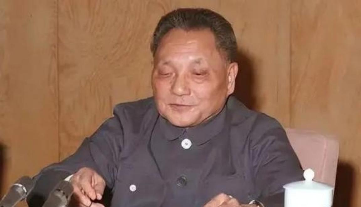 1991年,邓公请张学良回国,张学良却说:要我回去可以,必须答应我3个条件。