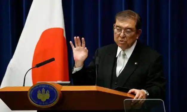 美国这样逼日本，其实非常危险，可以说现在的日本就像绷紧的钢刀，随时都有可能断掉。