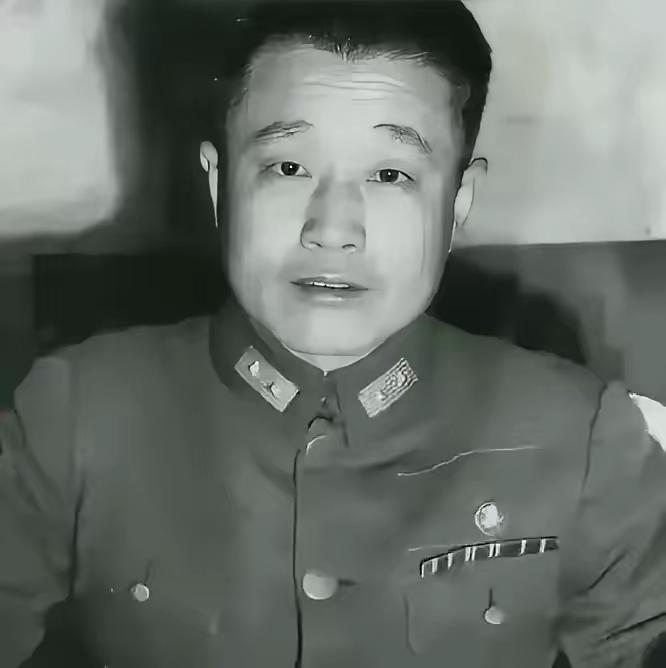 1981年5月7日，77岁的杜聿明在北京协和医院平静离世，夫人曹秀清悲痛之下立刻