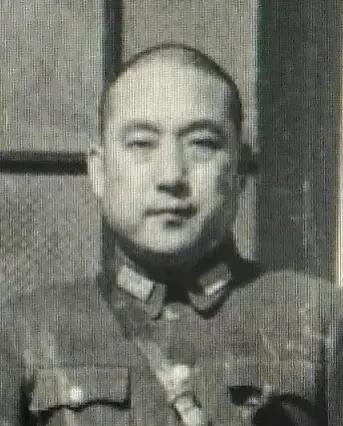 1949年初，程潜劝国民党宪兵司令张镇起义，张镇说：“我是蒋总裁一手提拔的，陈诚