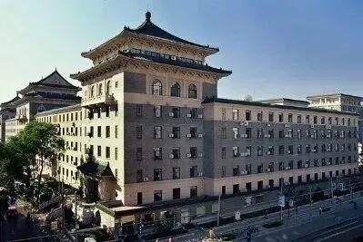 央企总部离京这一轮，雄安拿走最多，至少六家；深圳、武汉、赣州、天津、重庆各有一家