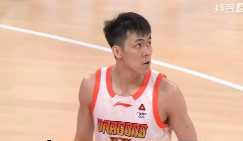 庞峥麟打球真的太拼了！！！永不服输！惊出深圳一身冷汗，江苏肯帝亚客场输给深圳