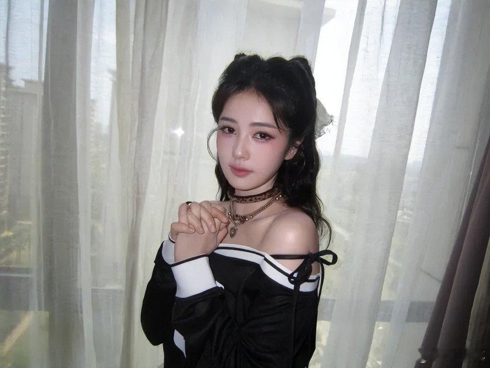 白鹿风波升级!本人掉粉20万评论区沦陷，网友质问为何欺负李晨