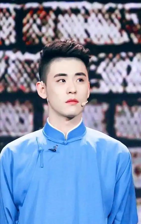德云社队长之“六最”：1、最帅：八队队长张云雷：儒雅俊朗堪称公子世无双；2、