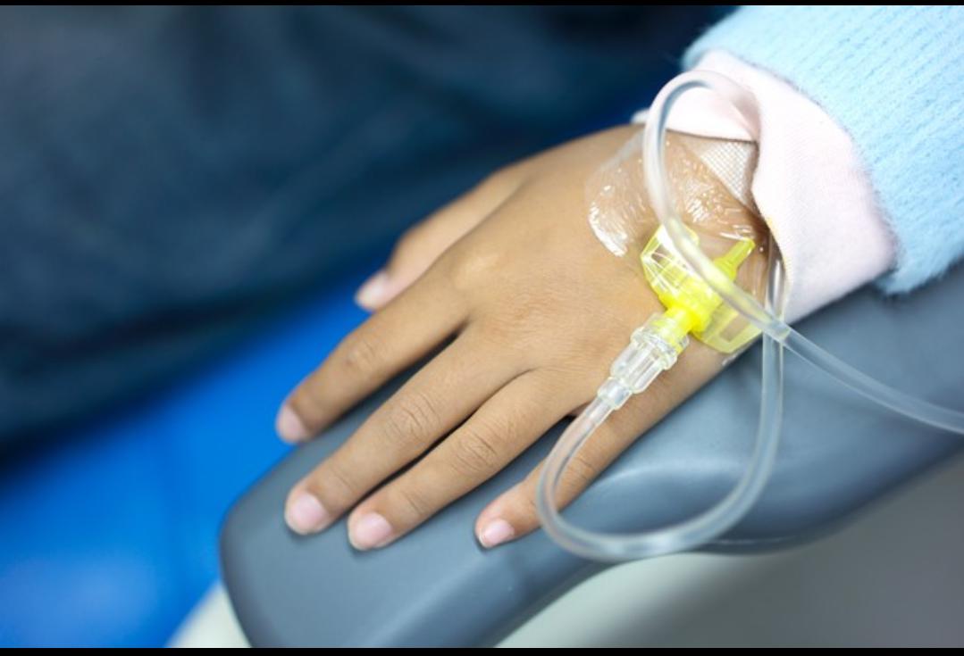 这段时间孩子们感冒的很多，一般都是高烧。医生鱼龙混杂，就医的时候一定要谨慎，庸医