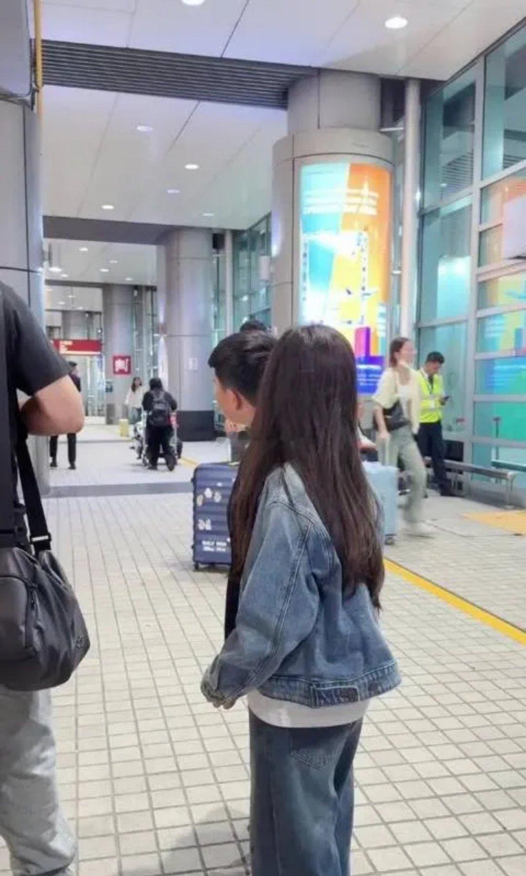 朵朵加油我们是支持你的！哈哈哈哈哈小朋友之间的感情真的好简单、好纯真。但说起青梅