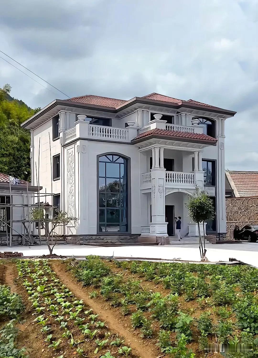 有人出180万买我家农村自建房，老公动了心，我却铁了心不卖！这房子哪是拿钱能衡量