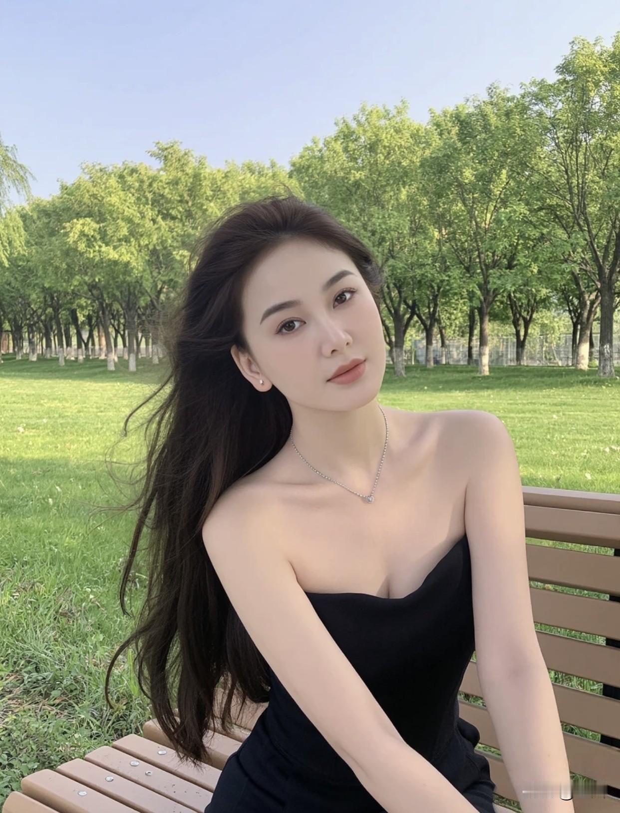 漂亮女人的最大魅力，只是一张脸吗漂亮女人的魅力在于气质，优雅的举止很吸引人。