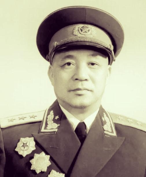 开国上将、中将中，军政兼优的将领还有哪些人？邓华、刘亚楼、王建安、陈锡联、黄