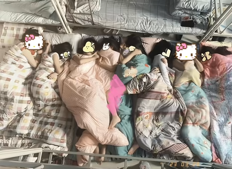 早知道女寝这样，当年就不选男寝了