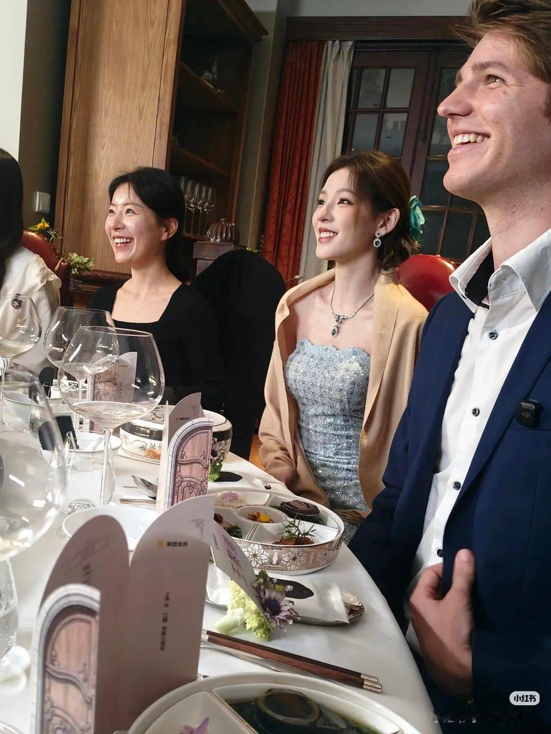 实话说，娱乐圈女明星比我想象中的重（绝没有觉得她们胖的意思）杨幂佟丽娅吴瑾言都9