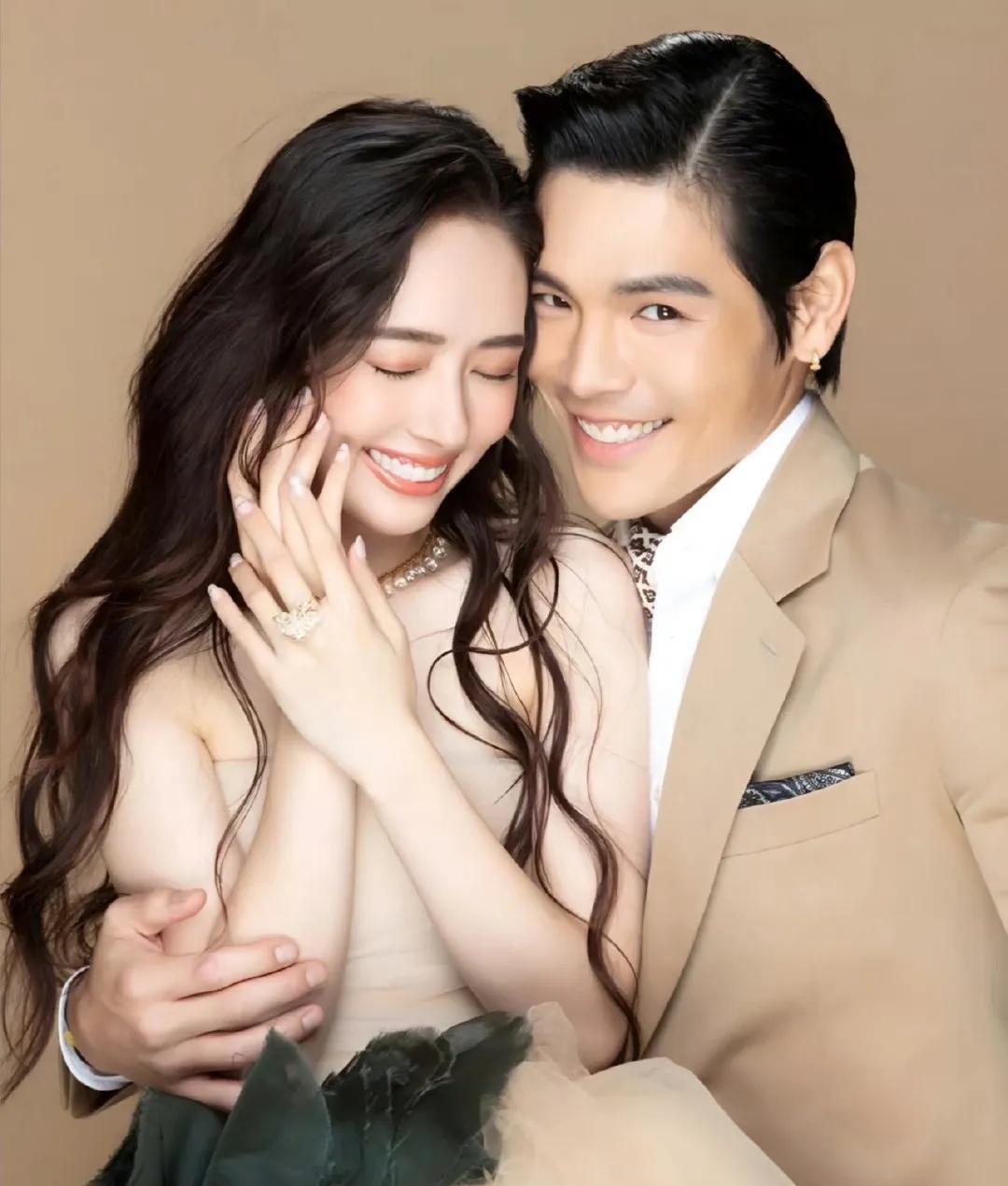 向佐发文致谢郭碧婷，低调婚姻尽显深情近年来，向佐与郭碧婷的婚后生活颇为低调，鲜