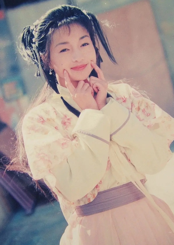 《神雕侠侣》里，郭襄终身不嫁太好理解了。16岁在风陵渡偶遇神雕大侠杨过，她就情迷