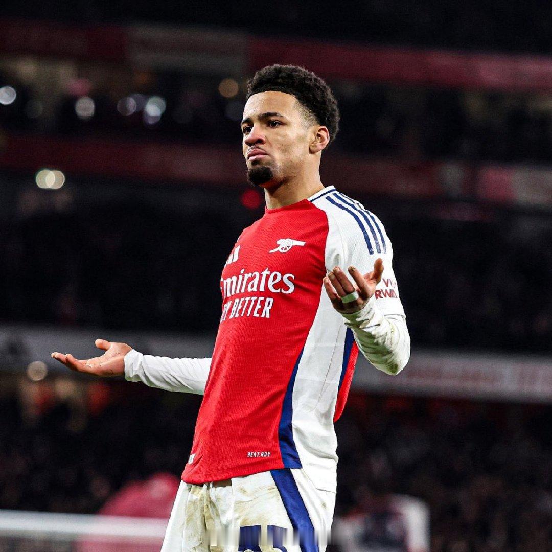 【阿森纳中场人员缺失】阿森纳主帅阿尔特塔，被记者问及“是否后悔让恩瓦内里外租离队