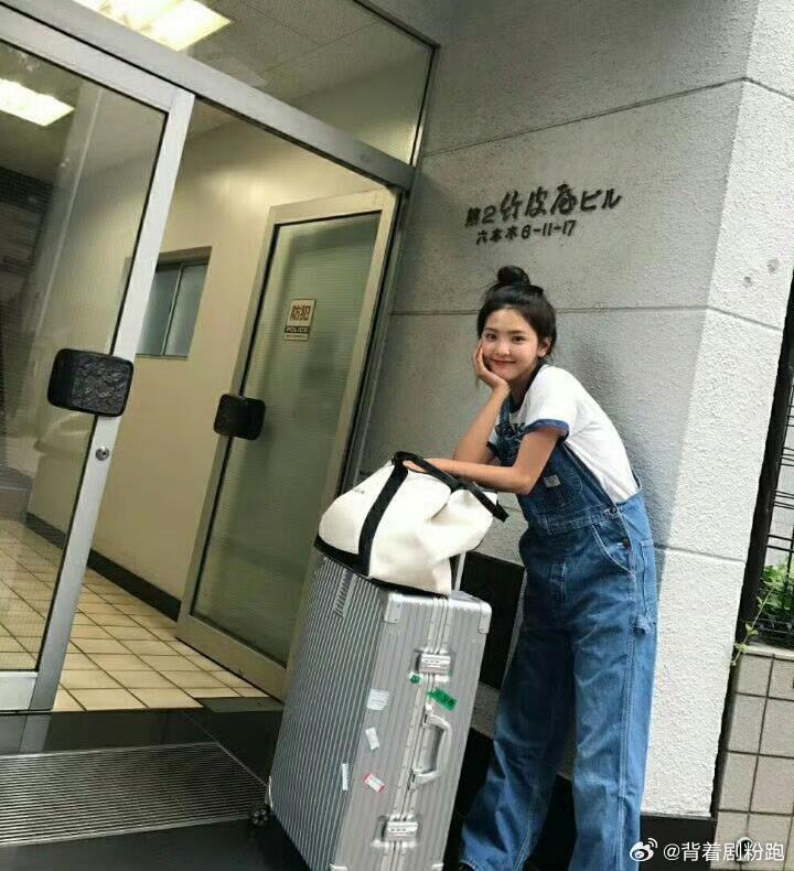 章若楠素人时期白月光级别谁的青春回忆杀！回看章若楠素人时期，满满的原生灵气！没