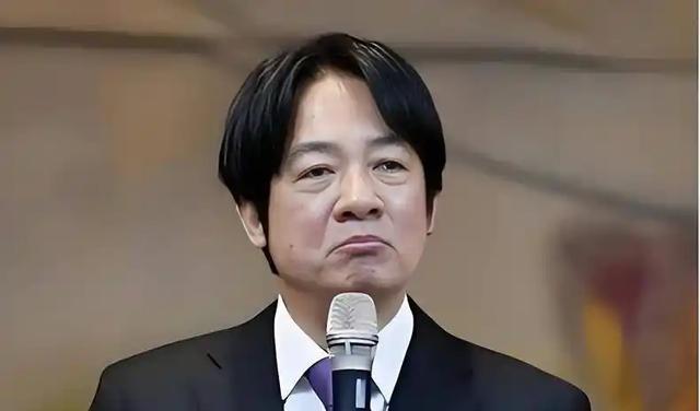 蔡英文逼赖清德撤换“国防部长”，由李喜明替换被大陆列入“台独”顽固分子清单的顾立