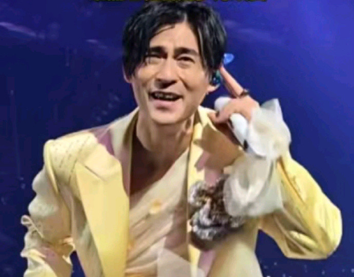 这还是大S爱过的那个美男子周渝民吗？什么时候变得这么油腻了​​​