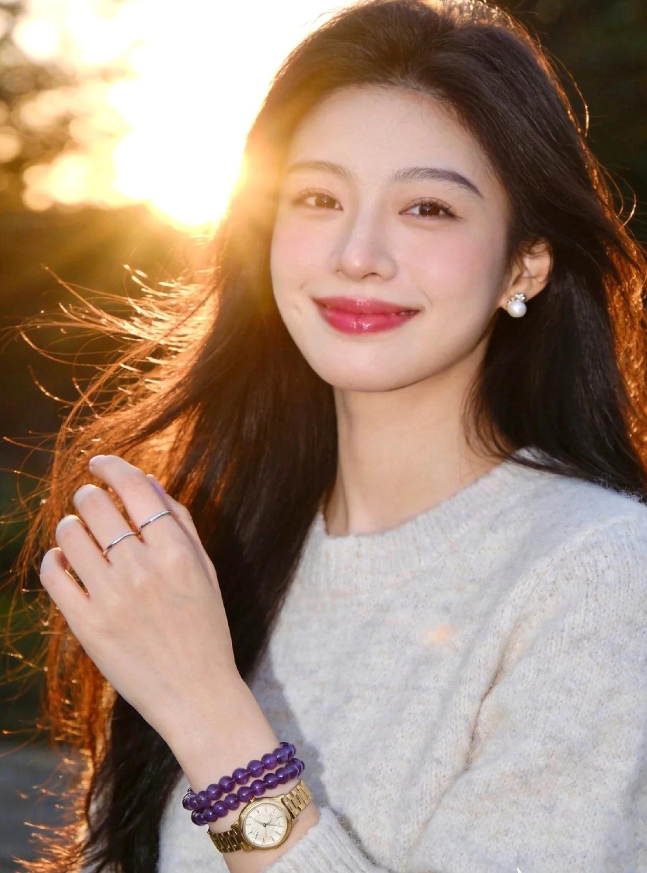 人到中年，最爱俗物，尤其是女人。老公，你说很在乎这个家，那就别只靠一张