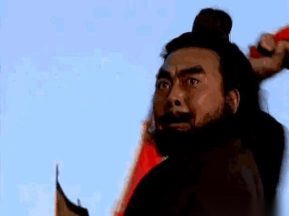 考古的兄弟挖出个东西，说吕布真下过一道军令，叫“避燕人张”。翻译过来就是：全军