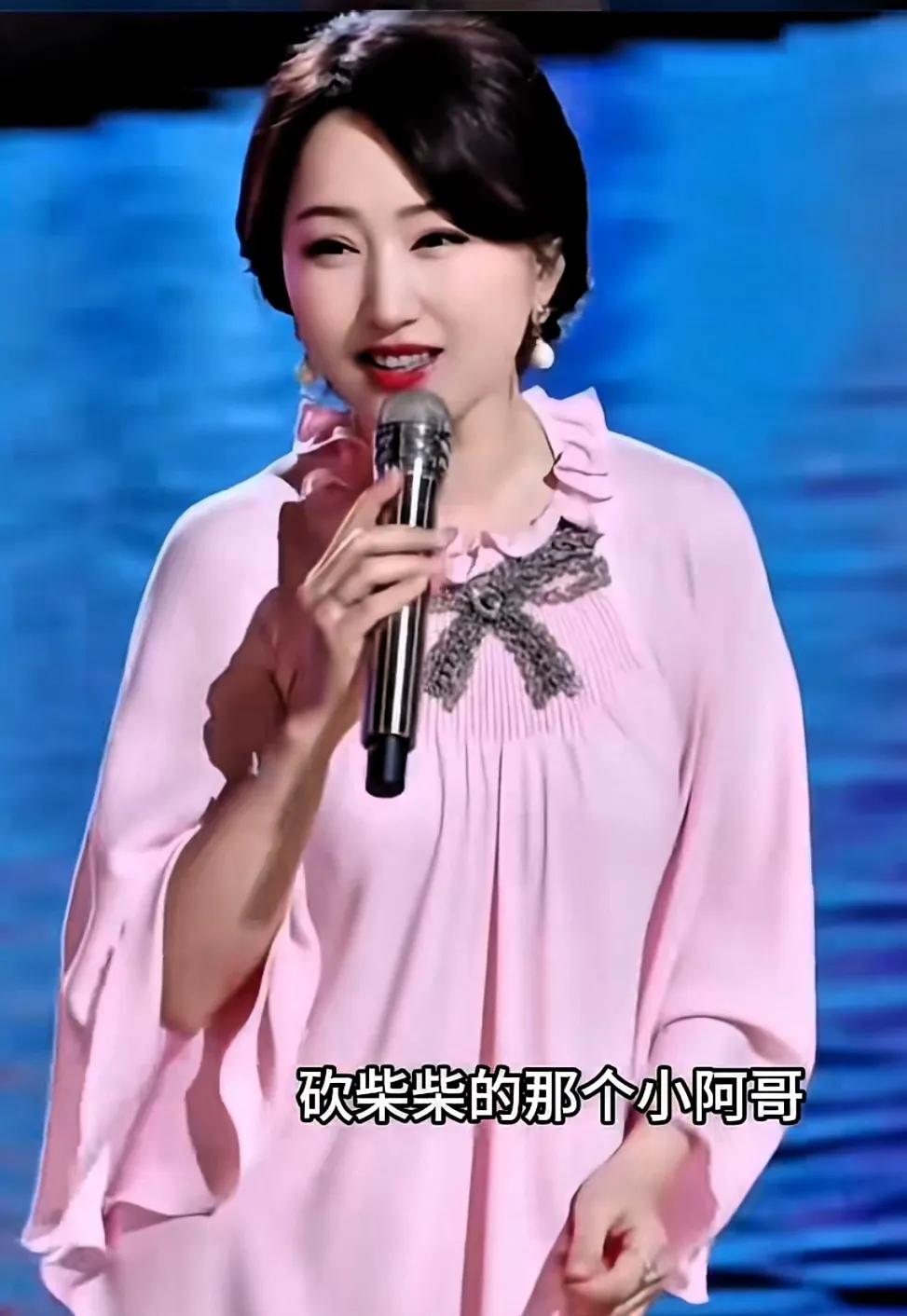杨钰莹，求求你了！还是少录点节目吧！这话我一直没好意思说，你中秋晚会上唱的