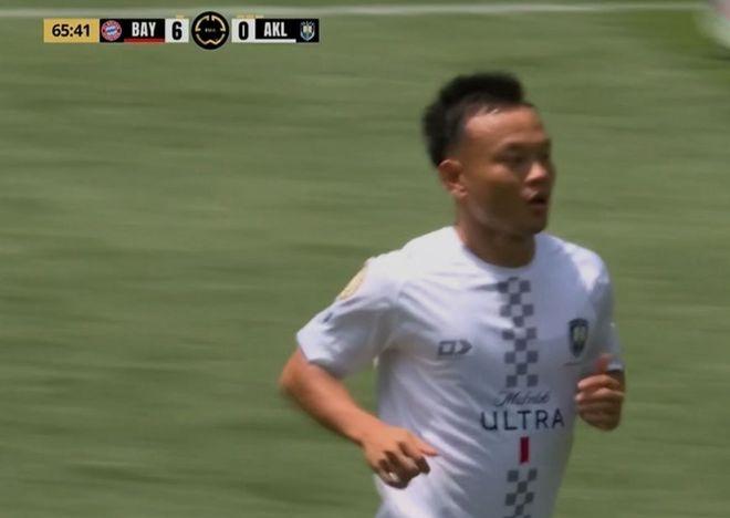 世俱杯，拜仁10比0灭掉奥克兰城，我国球员周通。第66分钟，周通替补出场，在这样