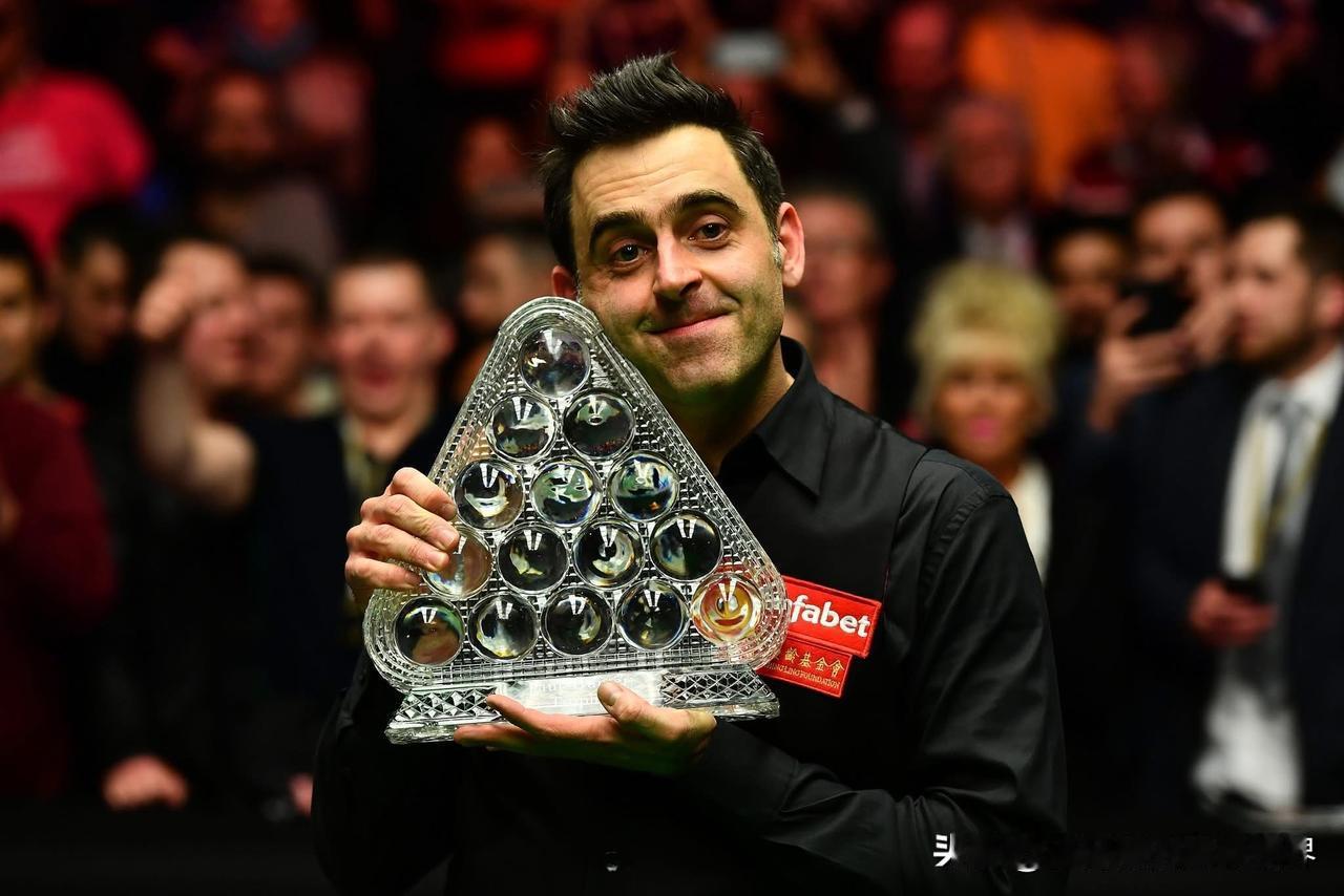 斯诺克大师赛史上打进半决赛和决赛最多的球手：奥沙利文15次半决赛，14次决赛（