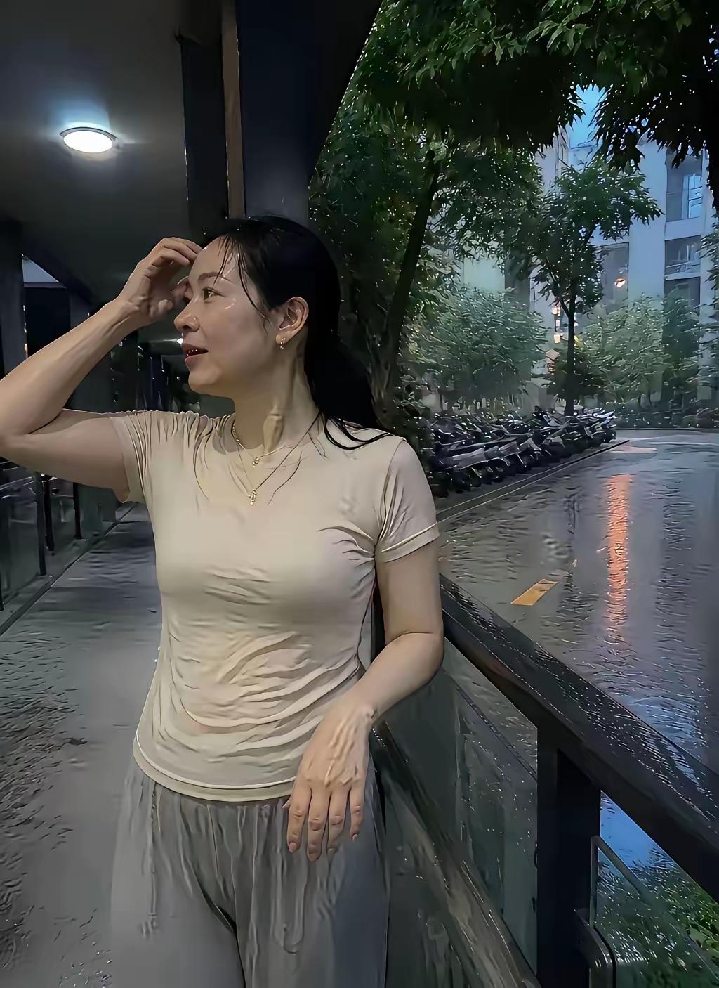 雨天跑步别有一番风味，经常在雨天跑步