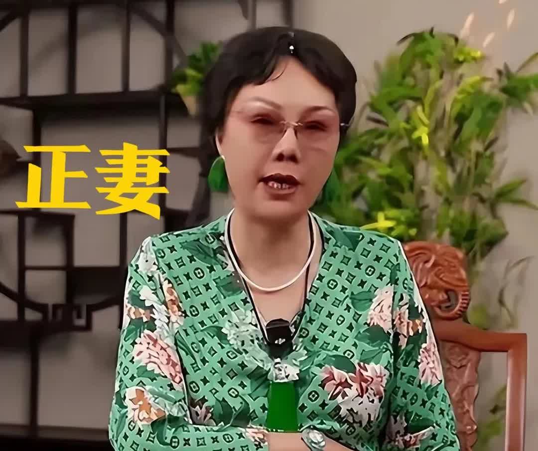相声大师杨少华尸骨未寒，儿子杨议的荒唐事就炸了锅！正常人真看不下去杨议的