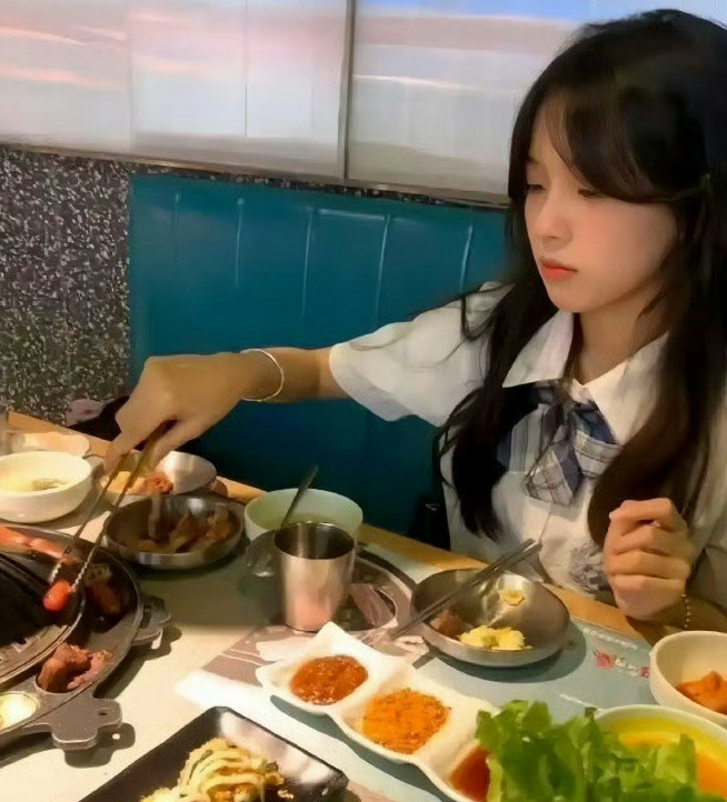 第一次跟学妹吃烤肉需要注意什么