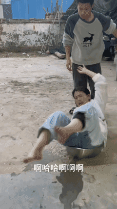 饱受欺凌，终于硬气了一回！面对强势，从此就能站起来了！人活一世，缺的就