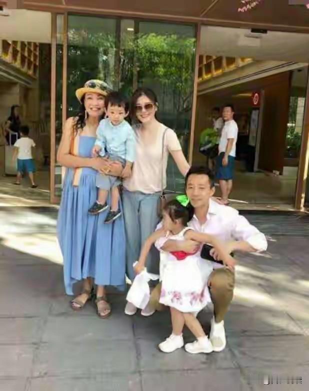 马筱梅赢了即使以后汪再不老实她也不会成为第②个大S首先她不像大S“极端”
