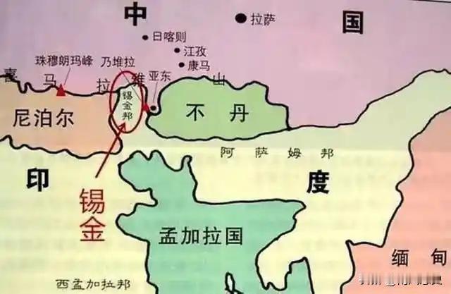 1975年，印度不顾全世界的反对，强行吞并了喜马拉雅山脉中的小国锡金，这个只有7