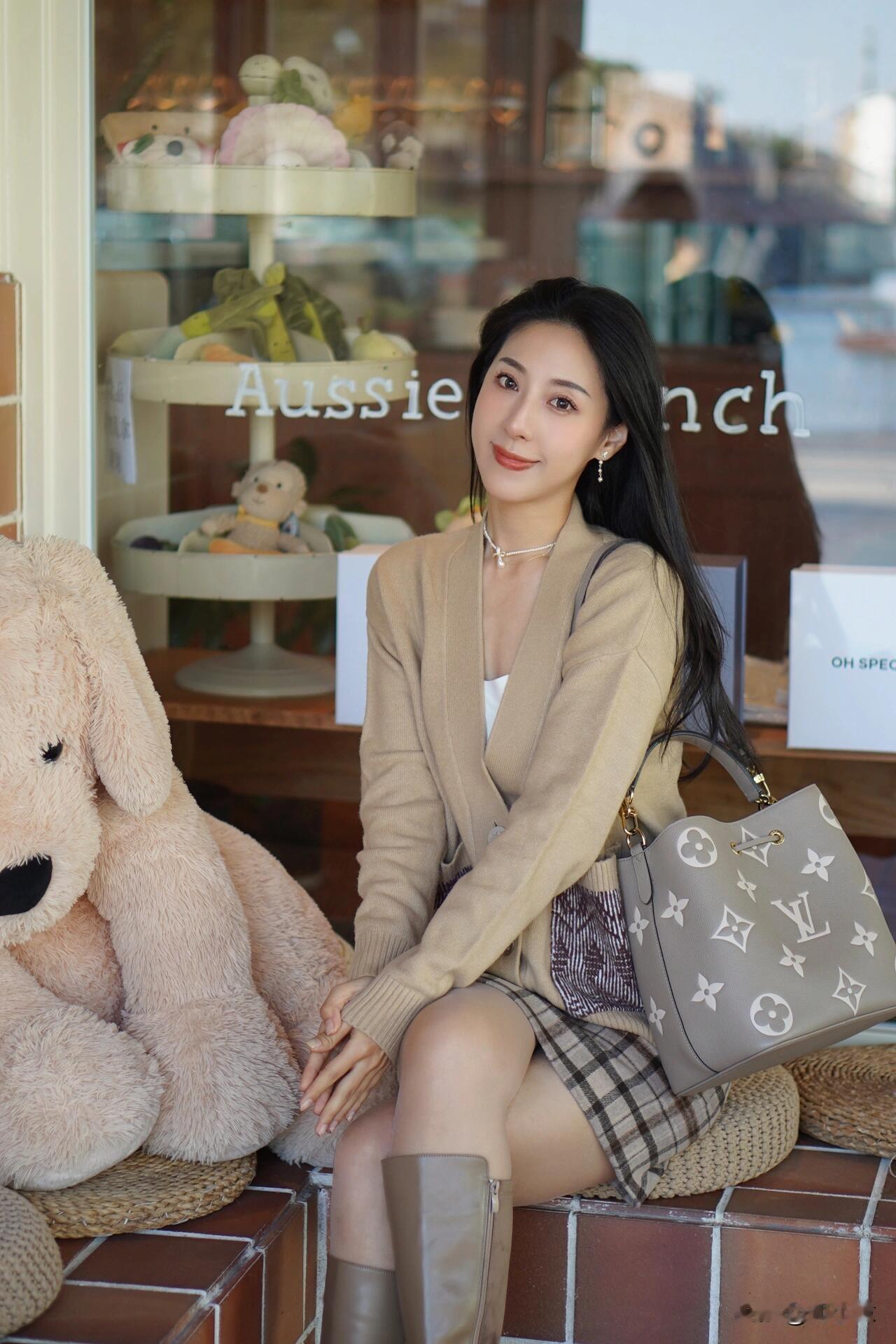 黑灰系好甜呀~喝个美美的下午茶☕️咖啡系列真甜！可甜可咸御姐范