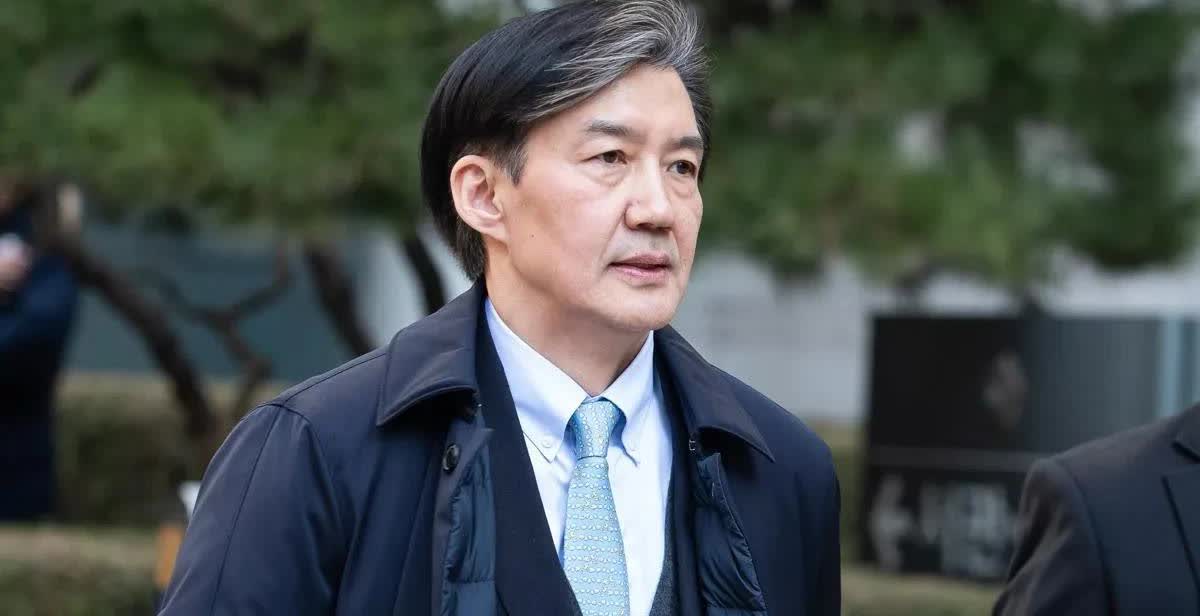 看来韩国的李总统对自己的友军看来还是很上心的，据悉韩国总统办公室就有关赦免前革新