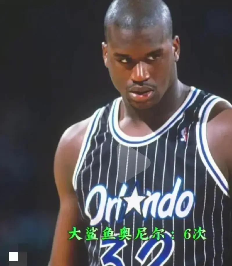 最顶级的超巨，和最难堪的失败，往往长在同一张简历上。翻看詹姆斯履历，第一行