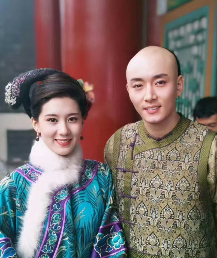 《甄嬛传》孟静娴如果没有死，以她的才情，果郡王迟早会爱上她吧​​​