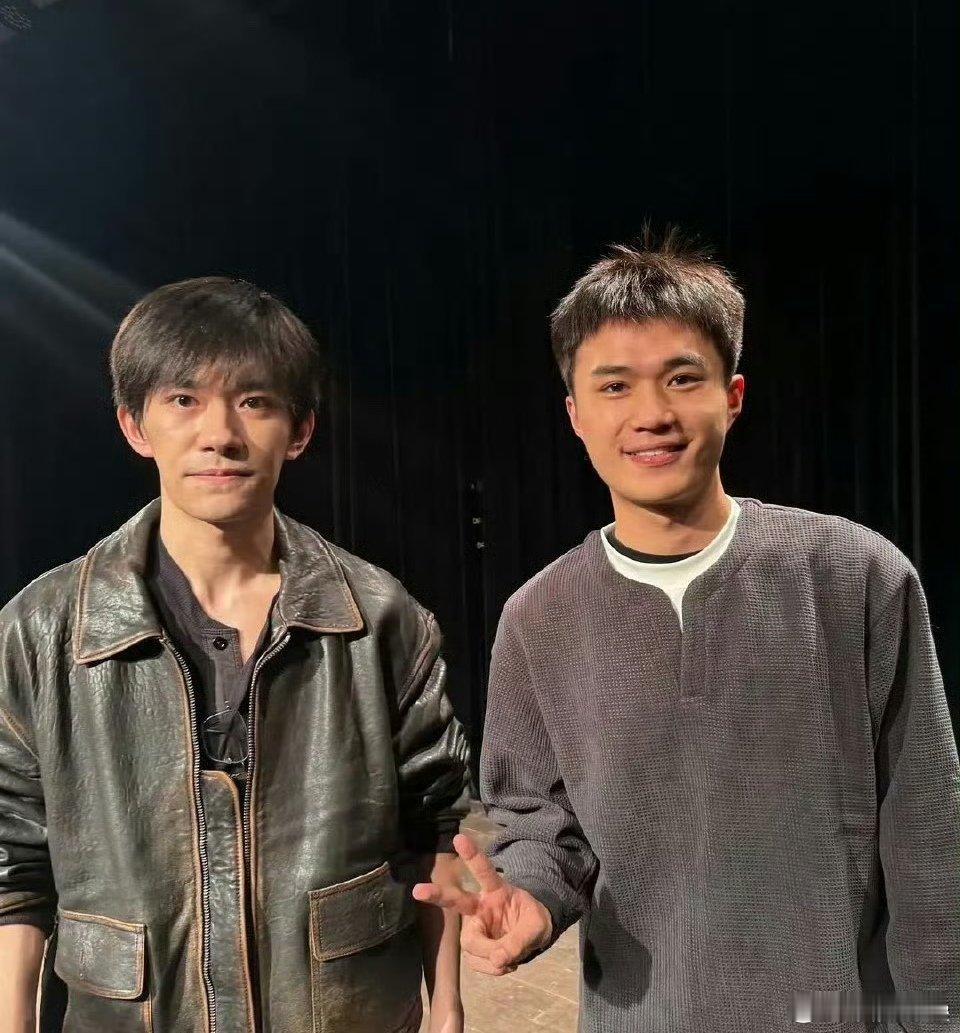 哈哈哈哈还不如微胖素人平整顺眼
