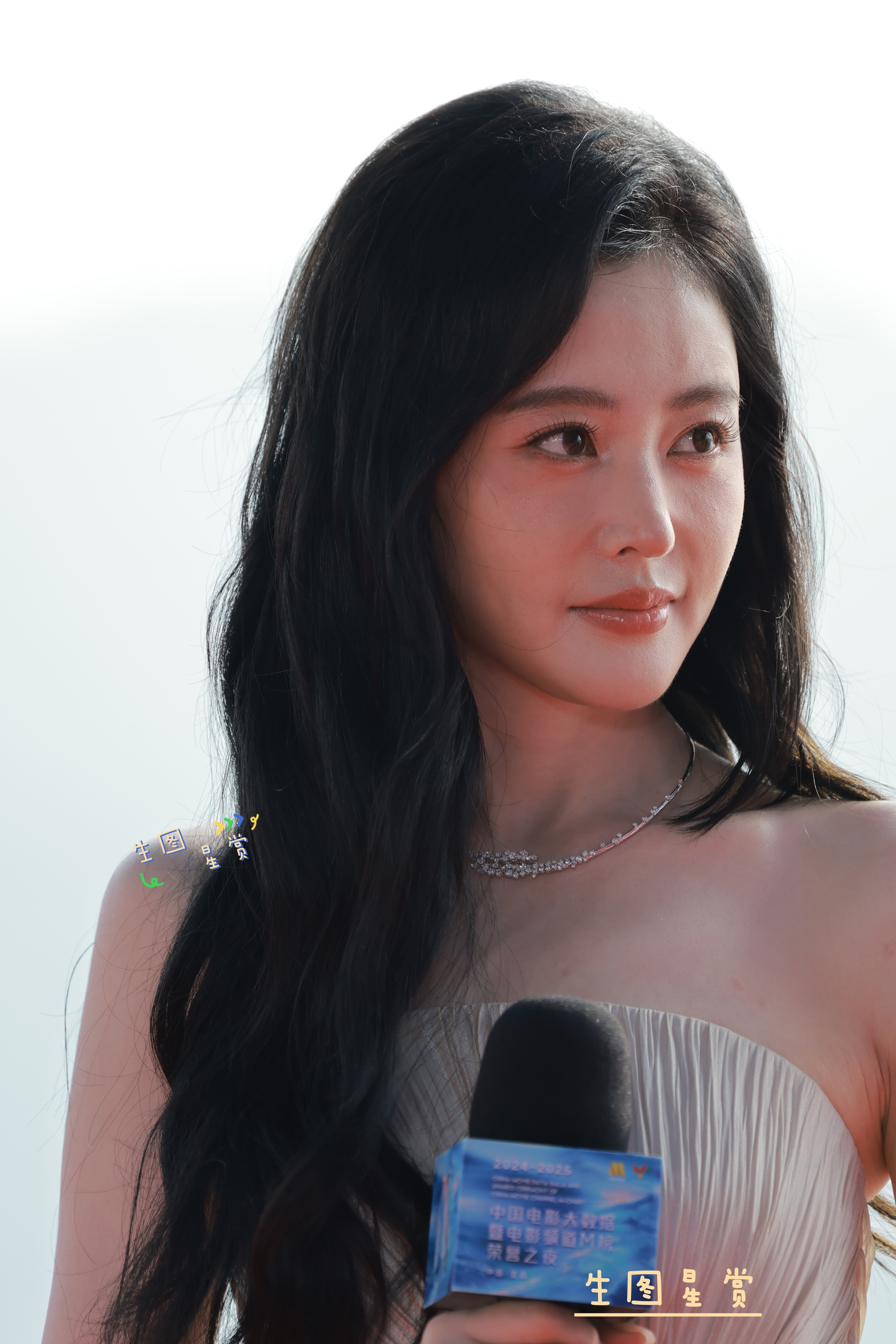 张天爱×宜昌M榜电影节纯生图的小爱，美的很轻松🤩2025中国电影大数据荣誉之