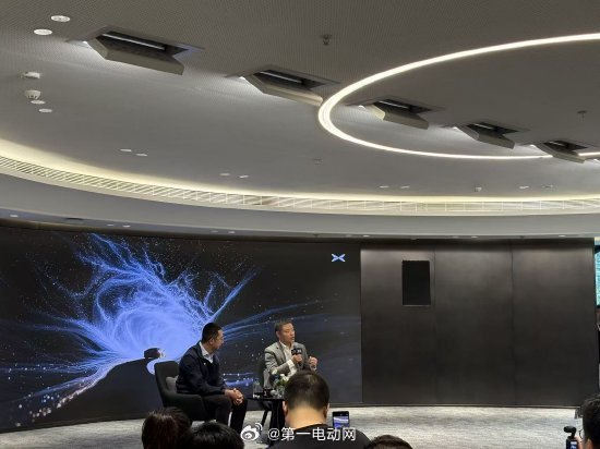 小鹏第二代VLA发布会的一场沟通会上，“为何跳过L3”的问题表示，L3级别的自