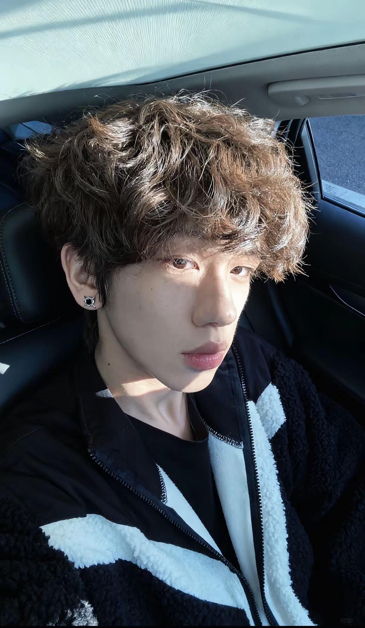 可以不熬夜嘛你白天睡觉时我也很想你