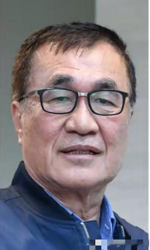 新北市长初选最新民调，李四川支持度领先黄国昌40%！李四川现在是台北副市长，为