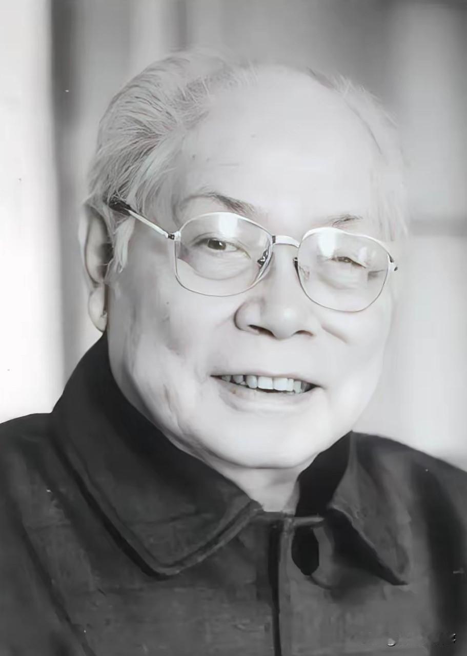 1949年1月的一天晚上，地下党马识途刚回到公馆，正要跨进大门时，看到房东家的保