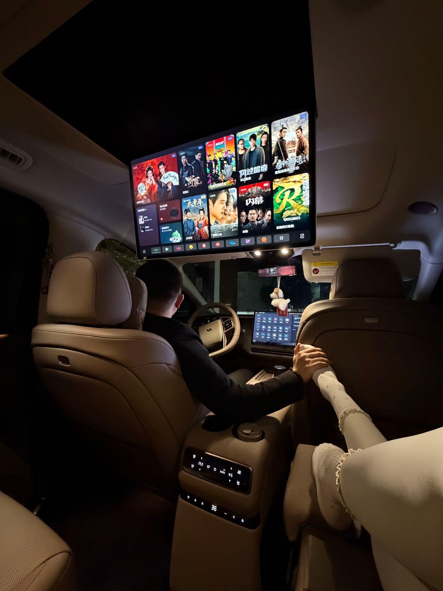 还得是冰箱彩电大沙发