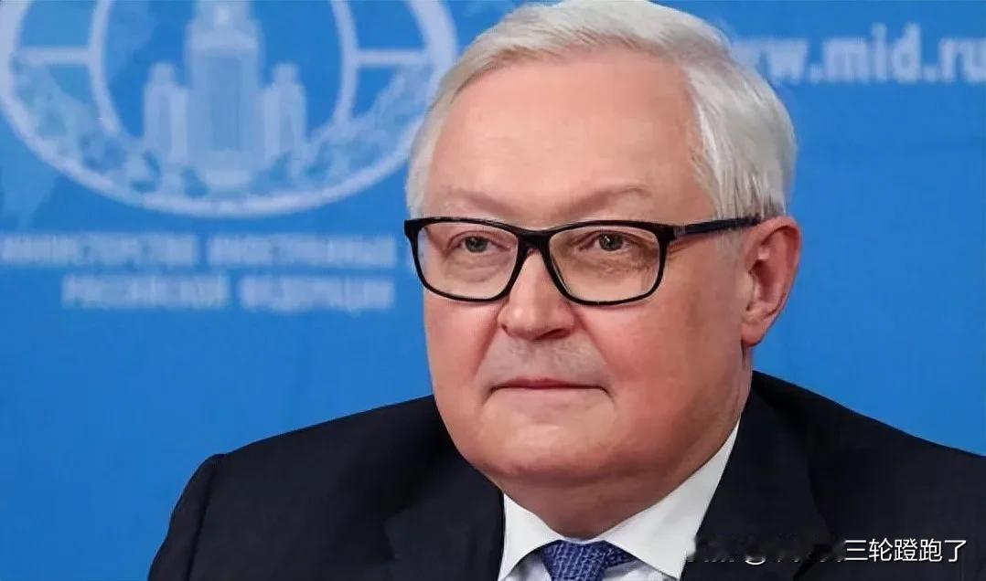 俄罗斯终于让步！签下“永不进攻欧洲”保证书。2025年12月26日，莫斯科