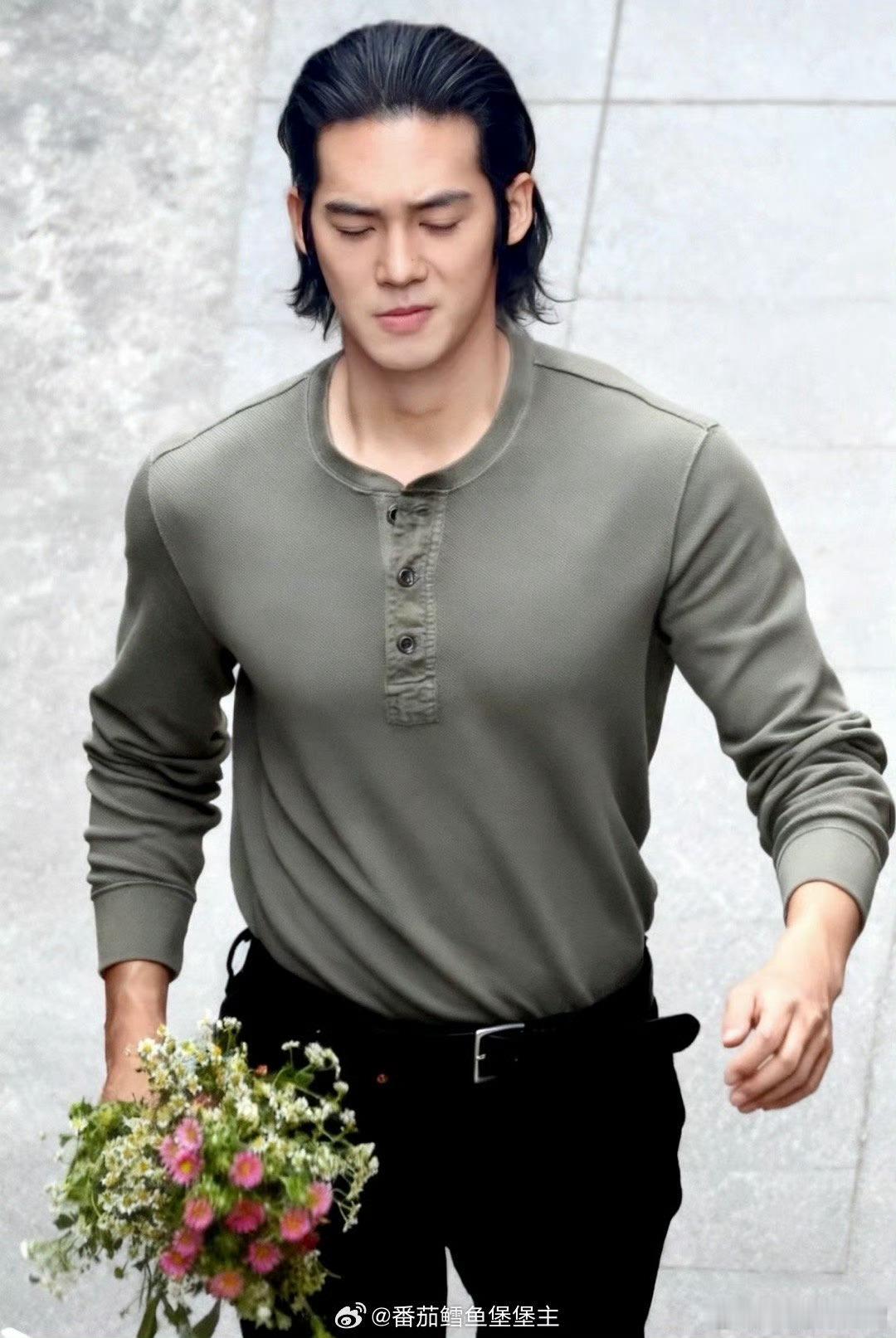 没他大的去面壁！[滑稽笑][滑稽笑][滑稽笑][滑稽笑]​​​